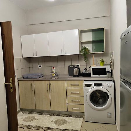 Erli Apartment Shkoder Exterior photo