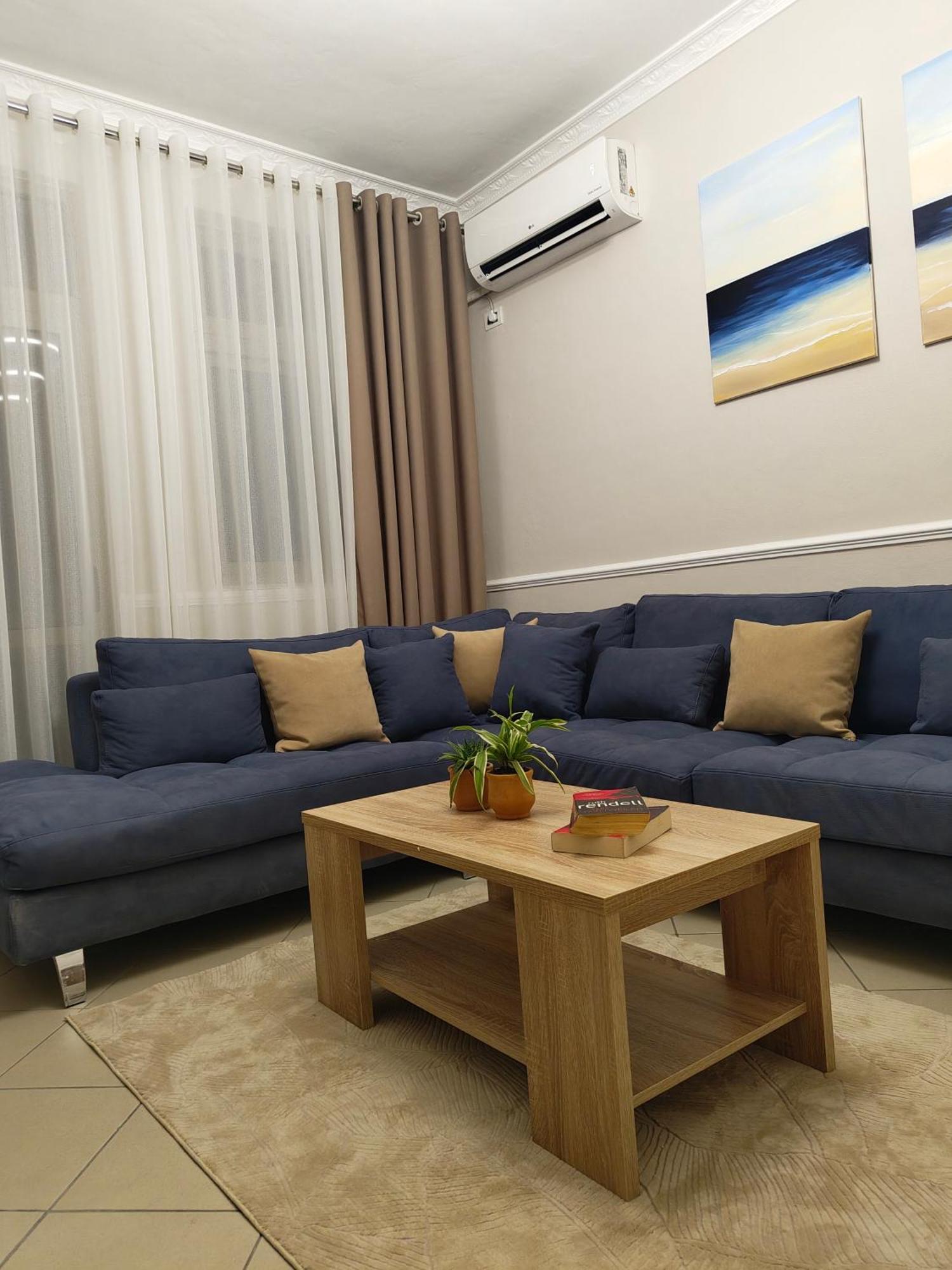 Erli Apartment Shkoder Exterior photo